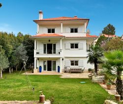 For rent 5 ROOM HOUSE CASCAIS AND ESTORIL