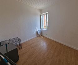 APPARTEMENT T3 55 M2  GROSBREUIL