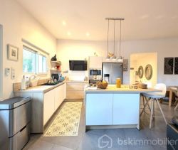 A louer APPARTEMENT T4 121 M2  LEZIGNAN LA CEBE