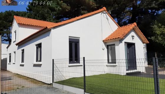 A vendre CHARMANTE VILLA 7 PIECES 140 M² RENOVE/ 4 CHAMBRES / DANS UN CADRE CALME ET VERDOYANT La Baule Escoublac