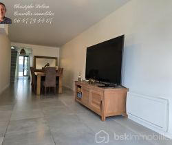 A vendre CHARMANTE VILLA 7 PIECES 140 M² RENOVE/ 4 CHAMBRES / DANS UN CADRE CALME ET VERDOYANT La Baule Escoublac