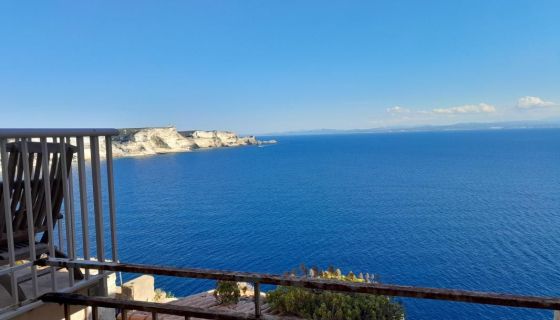 A louer APPARTEMENT T3 52 M2 VUE MER BONIFACIO