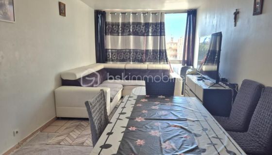 A louer APPARTEMENT T4 69 M2 BORD DE MER TOULON