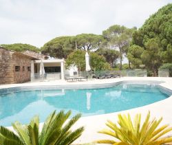 For sale Magnificent stone property 5 ROOMS 200 M² PUGET SUR ARGENS