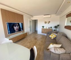 A vendre CHARMANT APPARTEMENT T3 62 M² BORD DE MER Cannes