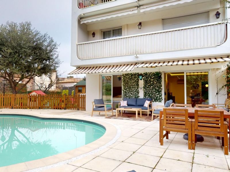 For sale CHARMING 3-room apartment 62 M² GARDEN LEVEL Le Cannet