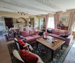 A vendre Maison en pierres 8 PIECES 230 M² LANCIEUX