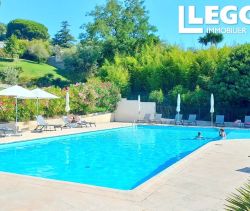 A louer APPARTEMENT DE PRESTIGE T3 98 M2 TERRASSE VUE MER CANNES