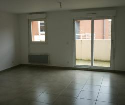 A louer APPARTEMENT DUPLEX T3 62 M2 TERRASSE  LISIEUX