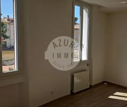 APPARTEMENT T2 34 M2  AUBAGNE