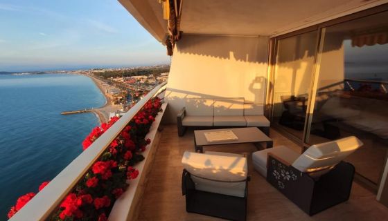 APARTAMENTO T2 55 M2 TERRAZA FRENTE AL MAR VILLENEUVE LOUBET