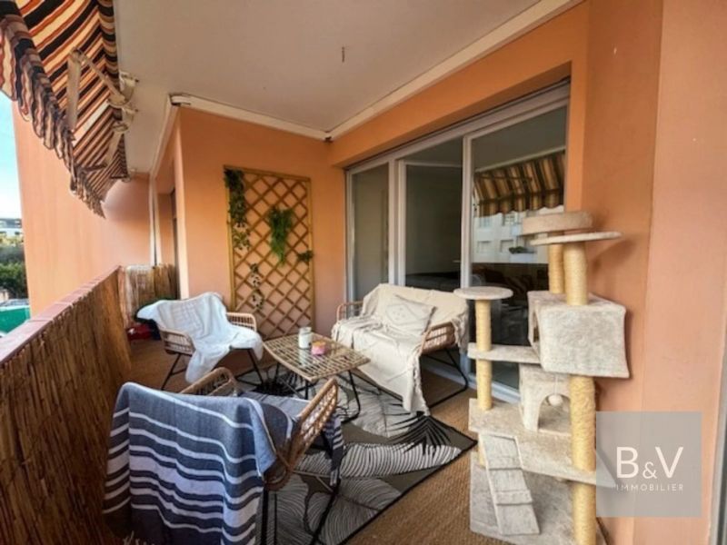 En venta Luminoso apartamento T3 80 M² SAINT LAURENT DU VAR