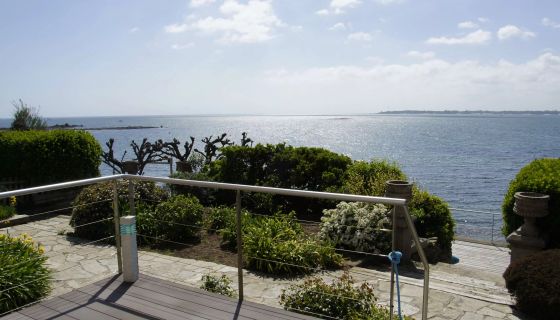 For sale 4-ROOM apartment 93 m² WATERFRONT CONCARNEAU