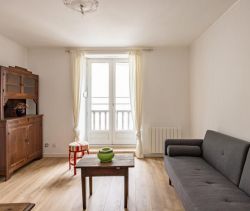 For rent APARTMENT T2 38 M2 NANTES