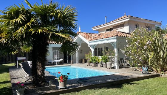 A vendre Villa de charme 4 pieces 150 m²  ANDERNOS LES BAINS