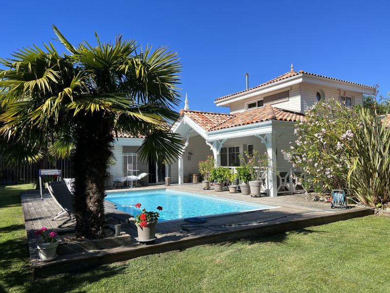 A vendre Villa de charme 4 pieces 150 m²  ANDERNOS LES BAINS