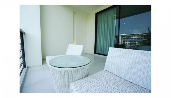 NUEVO APARTAMENTO T3 62 M2 TERRAZA JUNTO AL MAR SERIGNAN