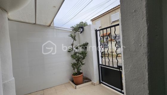 NUEVO APARTAMENTO T2 27 M2 NIMES