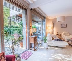 A louer APPARTEMENT DE PRESTIGE T3 101 M2 BORD DE MER TOULON