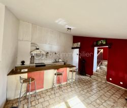 A louer APPARTEMENT DUPLEX T3 68 M2 TERRASSE BORD DE MER TRANS EN PROVENCE