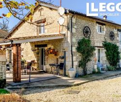 A louer MAISON  DE MAîTRE  CHEVANCEAUX