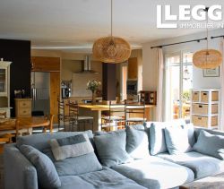 A louer MAISON  151 M2 BORD DE MER HYERES