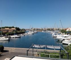 A louer APPARTEMENT T2 24 M2 BORD DE MER LE CAP D AGDE