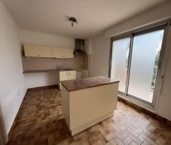 A louer APPARTEMENT T3 63 M2 TERRASSE BORD DE MER AGDE