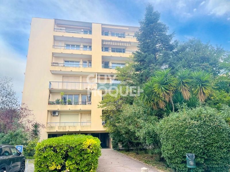 APPARTEMENT T5 86 M2  MONTPELLIER