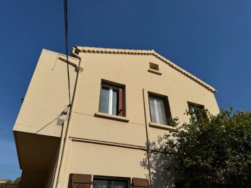 En venta Parte superior de la villa 3 HABITACIONES 74 M² Toulon