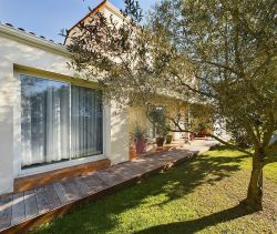 MAISON  CONTEMPORAINE BORD DE MER LA TREMBLADE