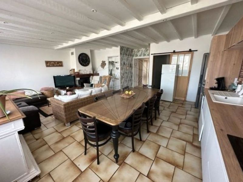 A louer APPARTEMENT T3 78 M2 TERRASSE BORD DE MER CUCQ