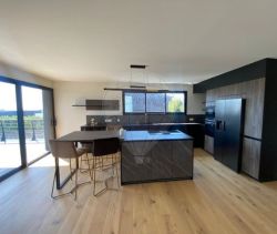 A vendre MAISON  CONTEMPORAINE BORD DE MER VAU