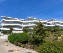 APPARTEMENT DE PRESTIGE T2 44 M2 TERRASSE BORD DE MER NICE