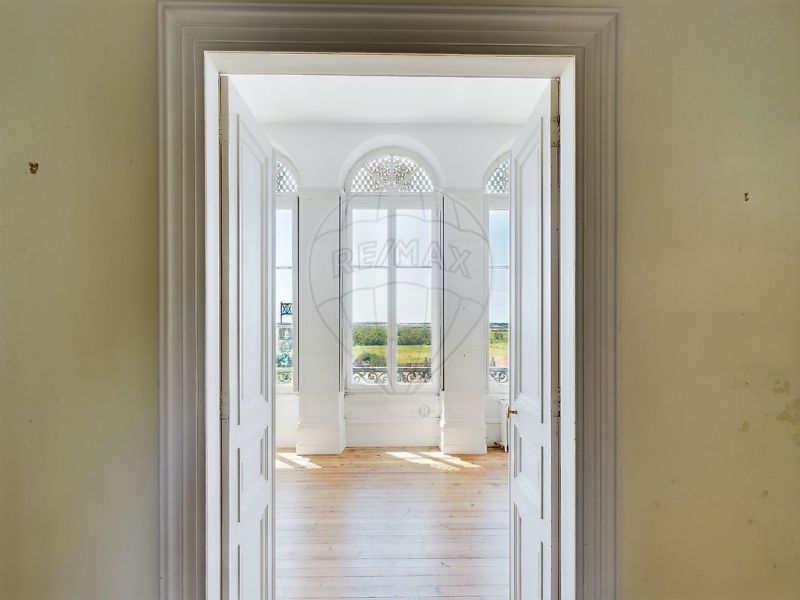 A louer MAISON  DE MAîTRE  TONNAY CHARENTE