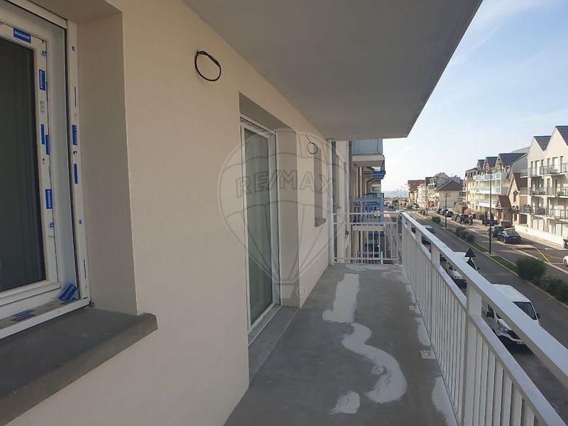 APPARTEMENT T3 85 M2 TERRASSE PLAGE à PIED CUCQ