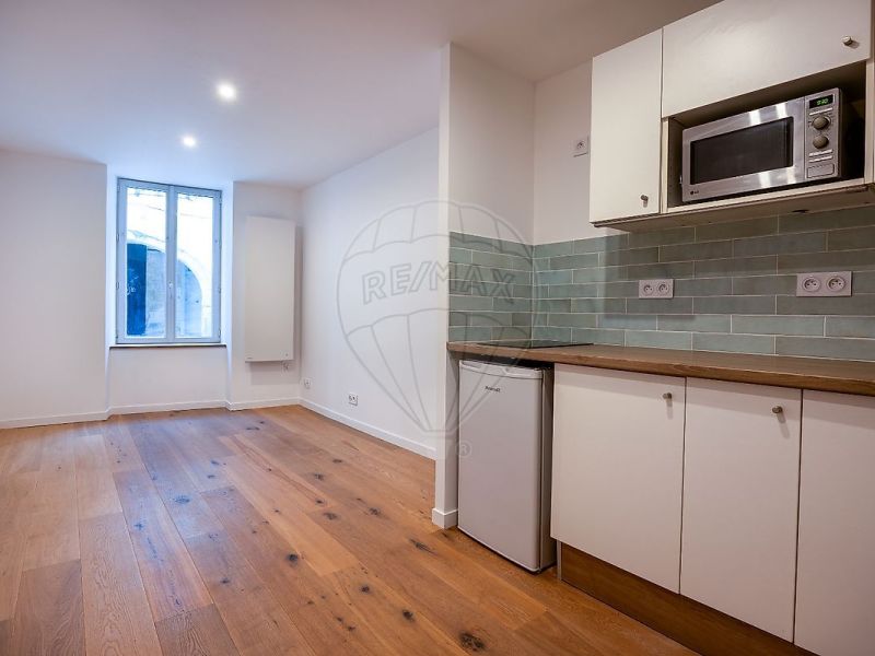 A louer STUDIO  20 M2 BORD DE MER LA ROCHELLE