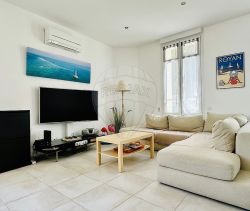 A louer APPARTEMENT T4 80 M2 BORD DE MER ROYAN