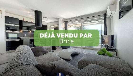 A louer APPARTEMENT DE PRESTIGE T2 55 M2 TERRASSE BORD DE MER NICE