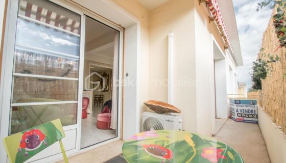 APPARTEMENT NEUF T6 123 M2 TERRASSE BORD DE MER HYERES