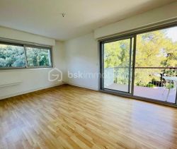 A louer APPARTEMENT T2 42 M2 TERRASSE BORD DE MER LA BAULE ESCOUBLAC