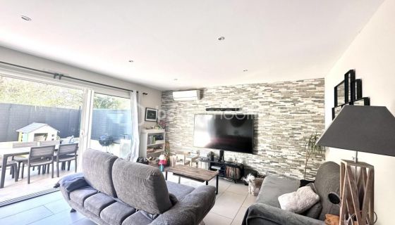 A louer MAISON  4 PIECES 90 M2  GIGNAC