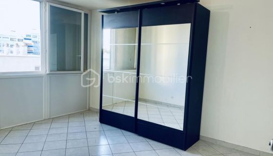 A louer APPARTEMENT T2 52 M2  MONTPELLIER