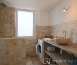 A vendre APPARTEMENT T2 42 M2 BORD DE MER TOULON