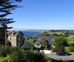 For sale Beautiful and large house 10 ROOMS 230 M² sea view Douarnenez