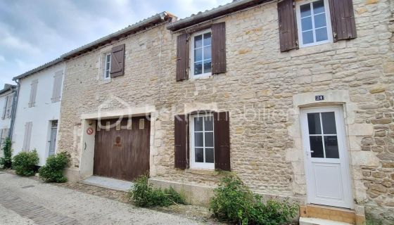 MAISON  DE MAîTRE BORD DE MER LA FLOTTE