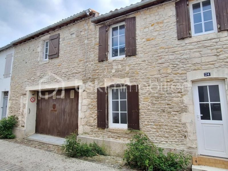 MAISON  DE MAîTRE BORD DE MER LA FLOTTE