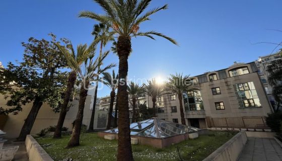 A louer APPARTEMENT T2 47 M2 BORD DE MER NICE