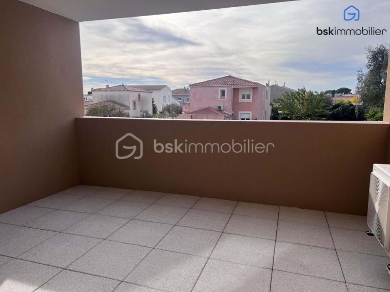 A louer APPARTEMENT DE PRESTIGE NEUF T4 67 M2 TERRASSE BORD DE MER FRONTIGNAN