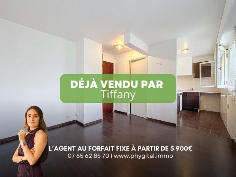 A louer STUDIO  30 M2 BORD DE MER LE CANNET
